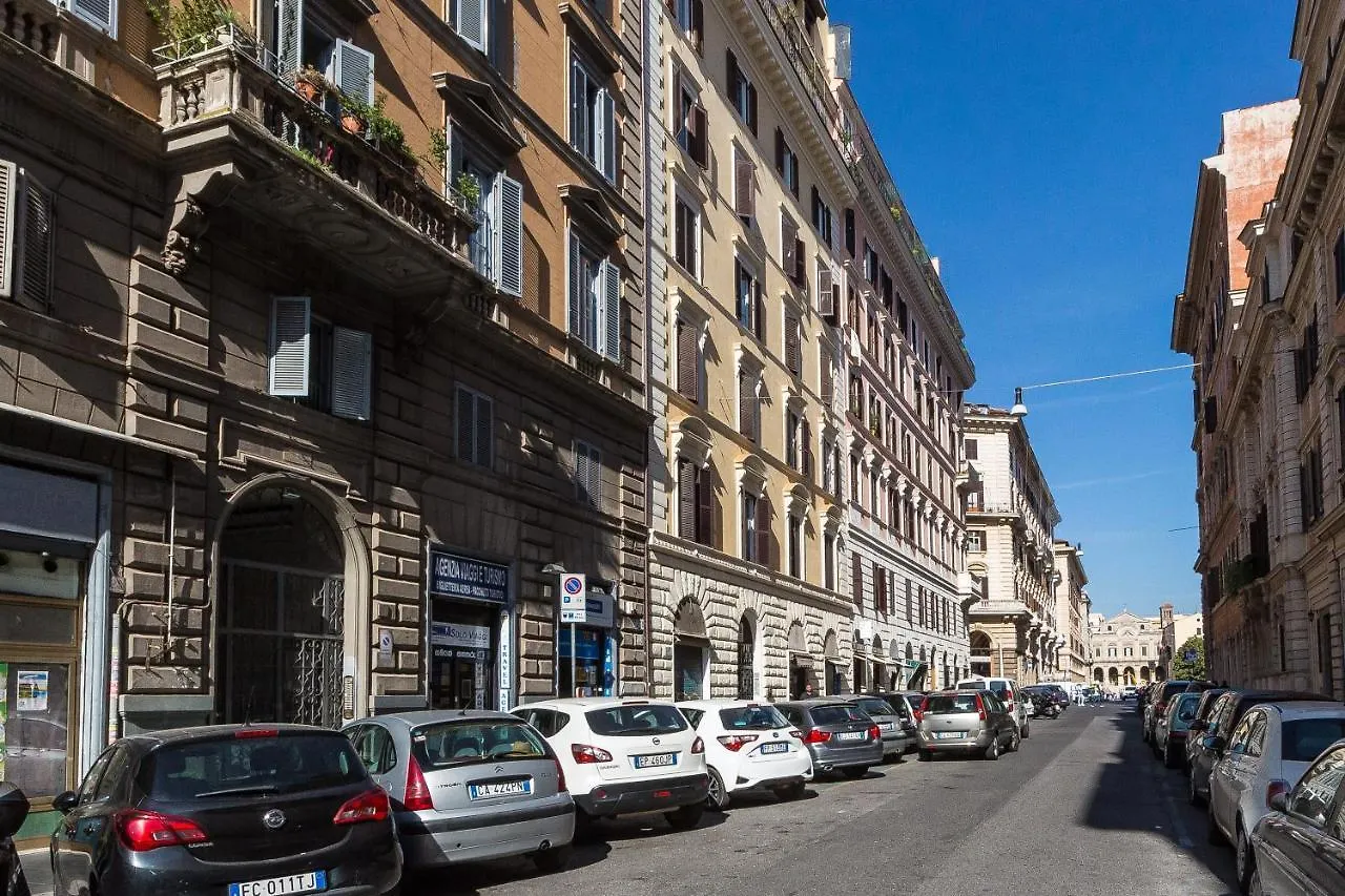 Filomena Arthouse Bed and Breakfast Rome Bed & Breakfast